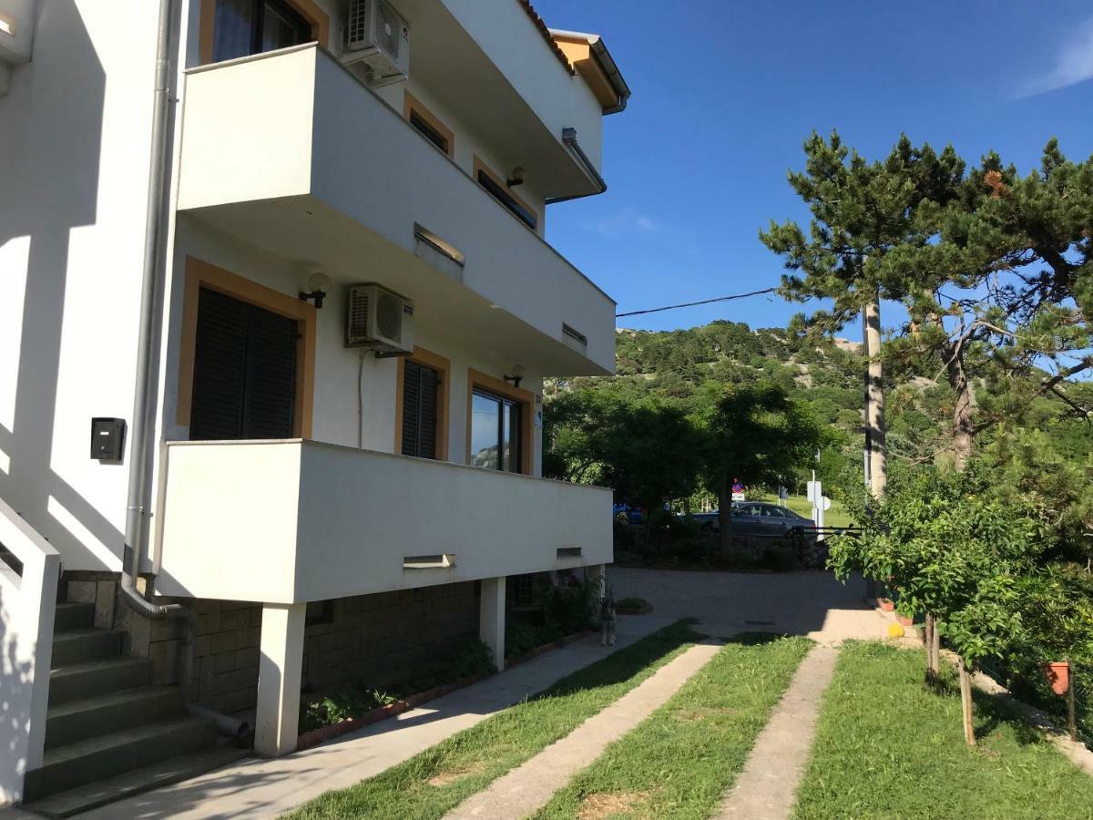 Apartments Lena Baška Екстериор снимка