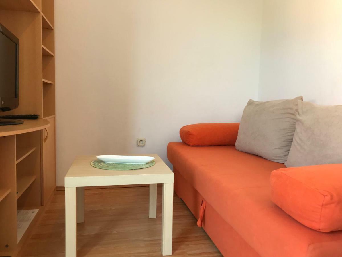 Apartments Lena Baška Екстериор снимка