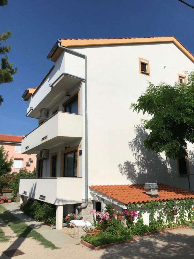 Apartments Lena Baška Екстериор снимка