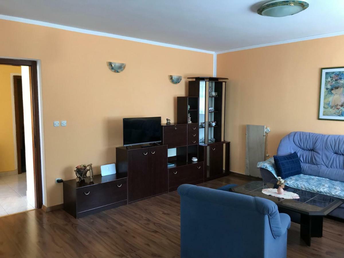 Apartments Lena Baška Екстериор снимка