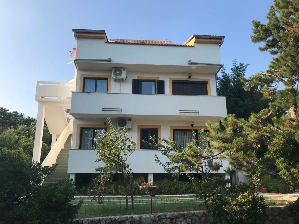 Apartments Lena Baška Екстериор снимка