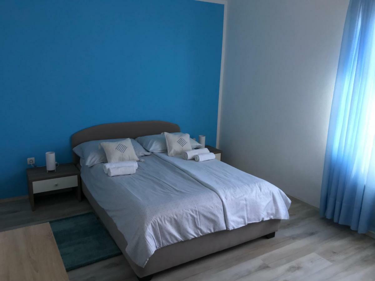 Apartments Lena Baška Екстериор снимка