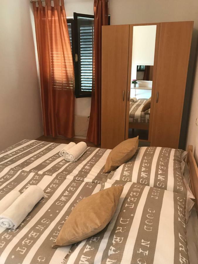 Apartments Lena Baška Екстериор снимка